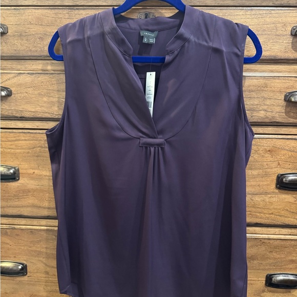 NWT! Theory silk purple blouse, size L. - Picture 2 of 4